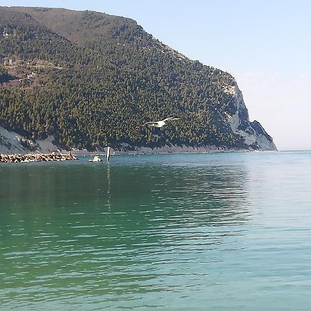 La Casina Di Sonia Hotell Ancona Exteriör bild