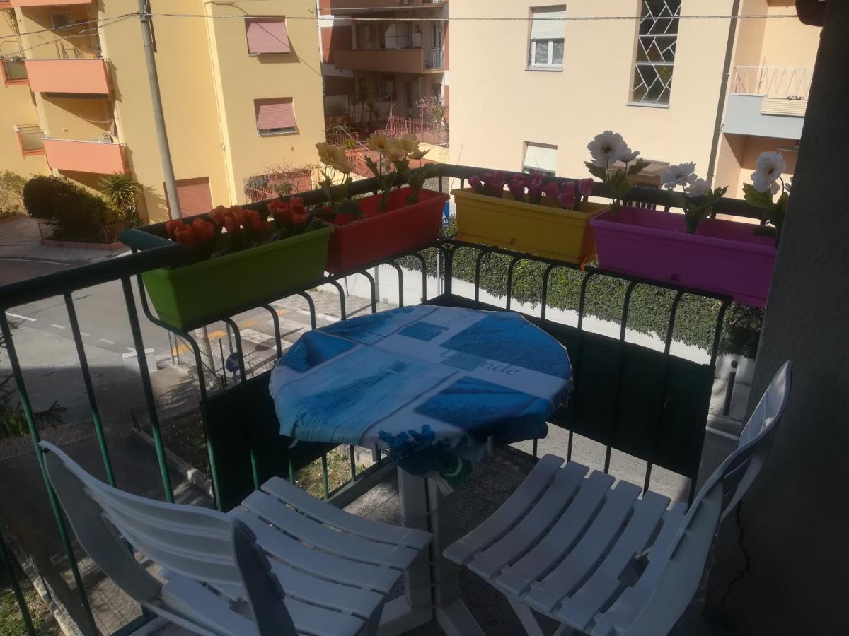 La Casina Di Sonia Hotell Ancona Exteriör bild