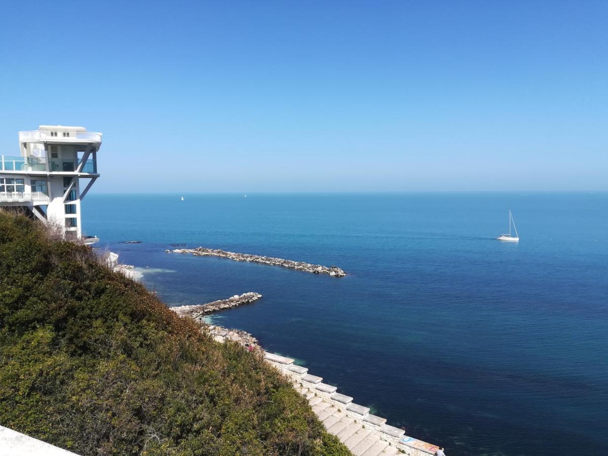 La Casina Di Sonia Hotell Ancona Exteriör bild