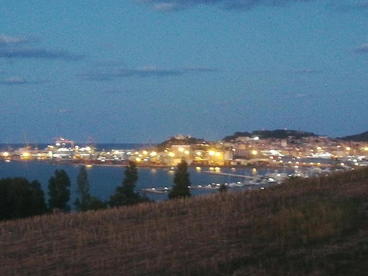 La Casina Di Sonia Hotell Ancona Exteriör bild
